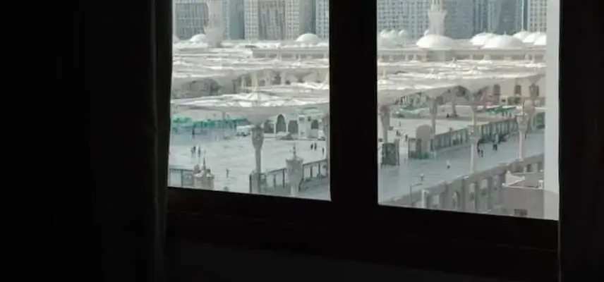 Sky View Hotel Madinah. image
